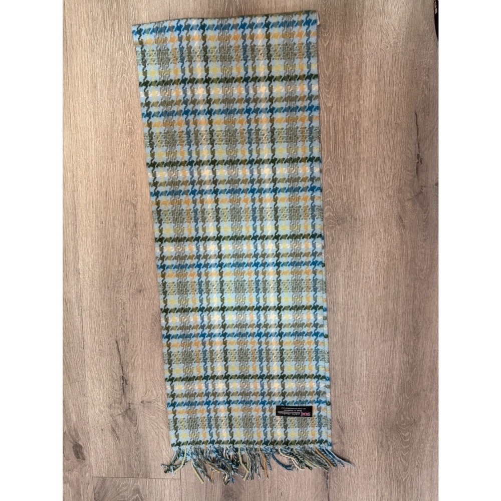 100% Cashmere Scarf Made in Scotland Blue Plaid Houndstooth Fringe Soft - Picture 3 of 7